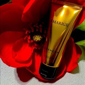 Givenchy / Amarige moisturizing body lotion 👠💋